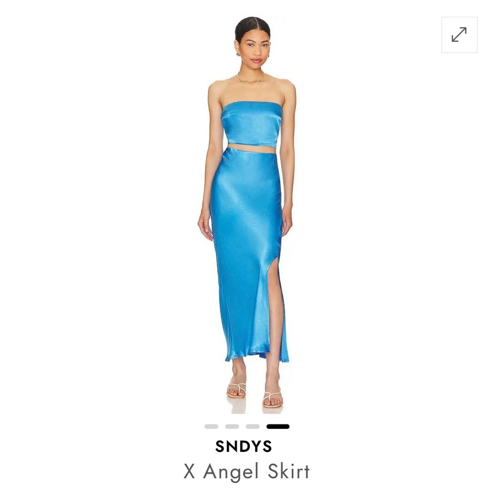 SNDYS ANGEL set Revolve